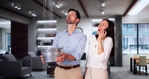 Local water damage restoration in CA